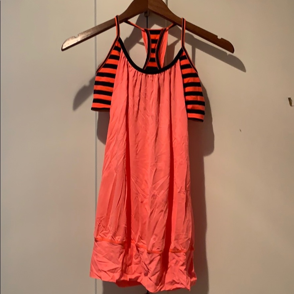 Lululemon tank